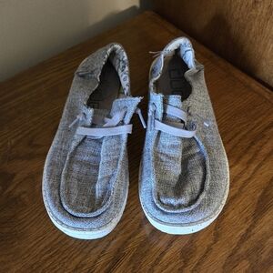 Women's Hey Dude grey Wendy style shoes size 7 in very good condition